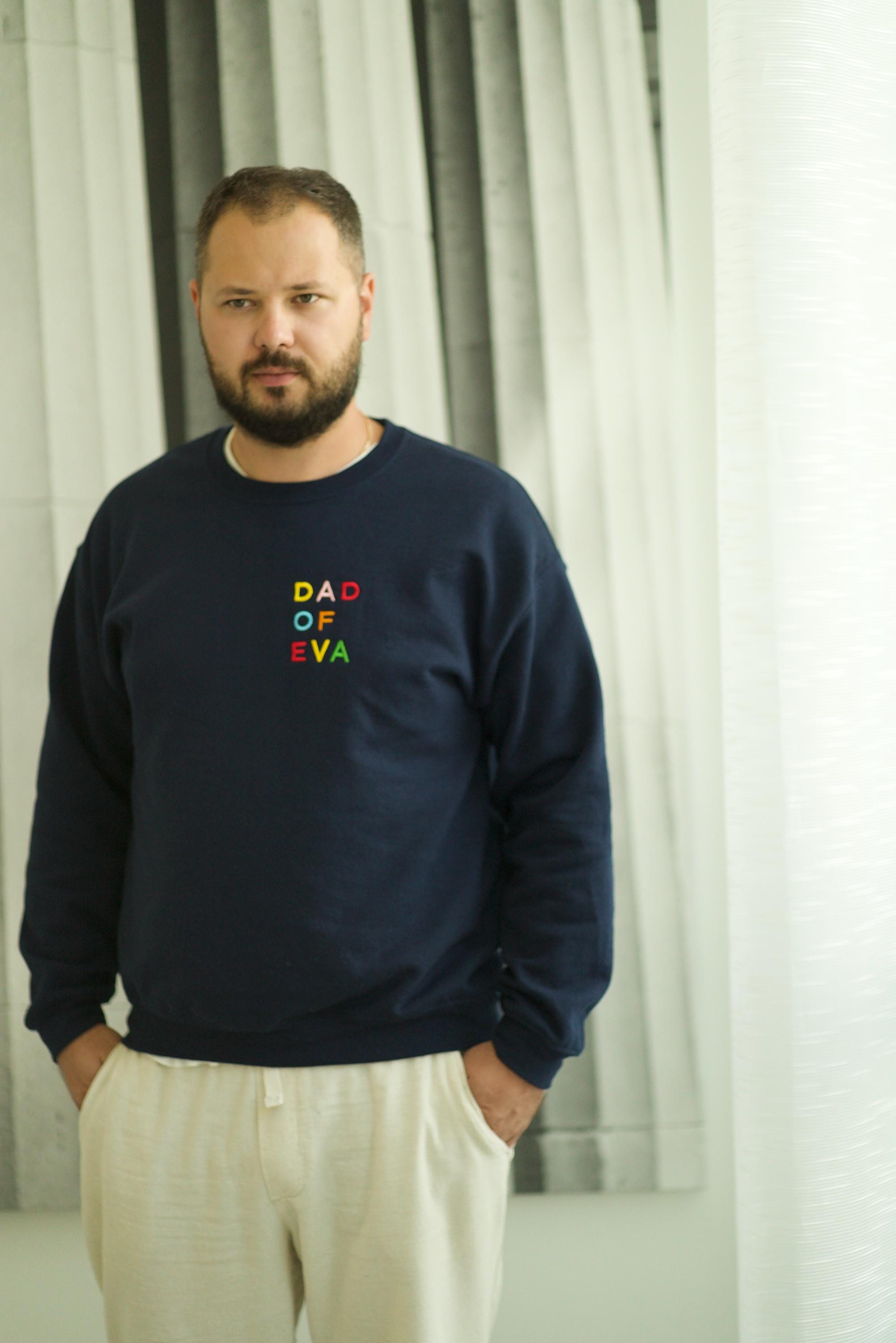 Custom Embroidery Personalized Handmade Gift for Mom Dad Parents Family Sweatshirt with Kids Names, Mother's Father's Day Gift, Family Look